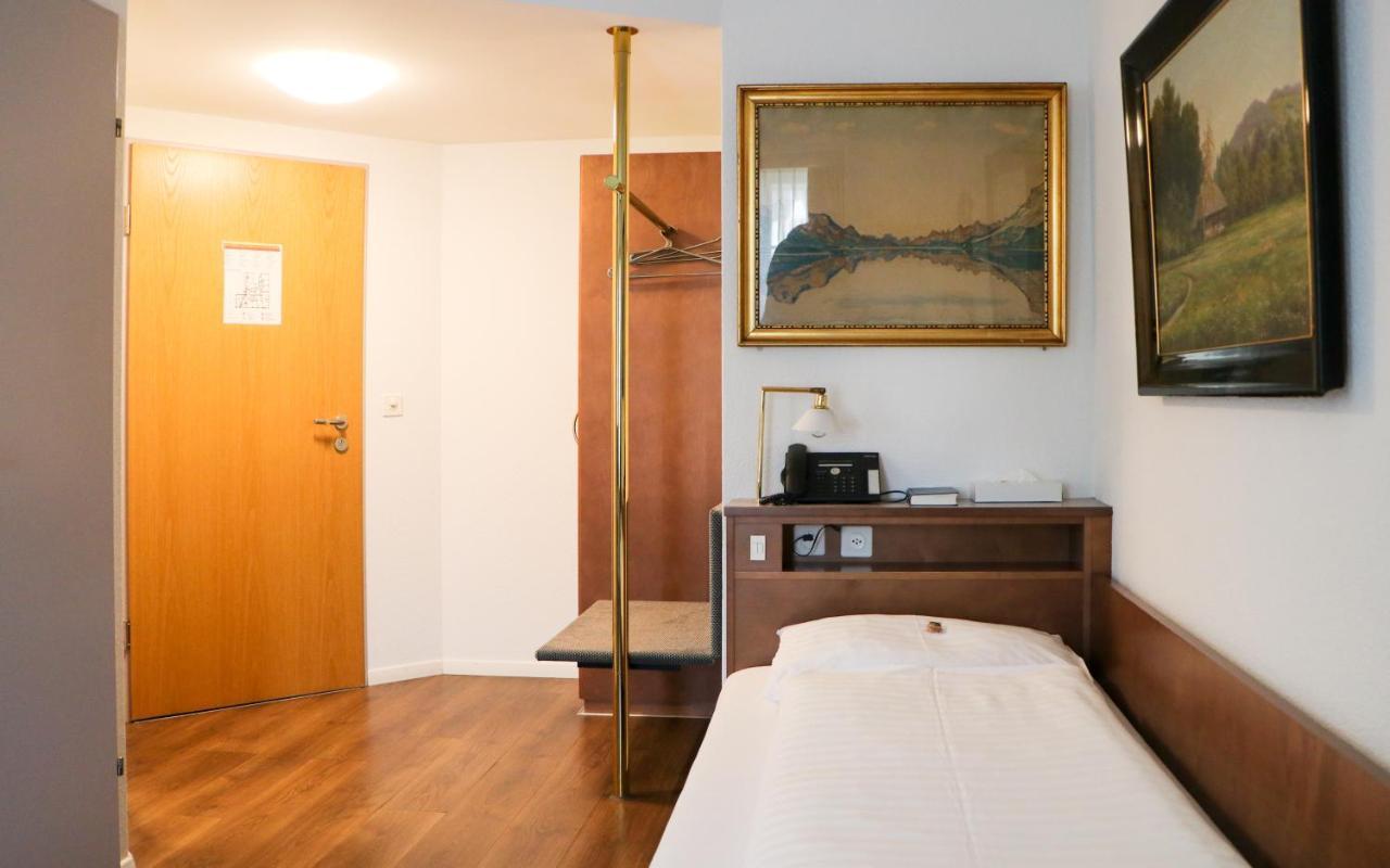 & Restaurant Sternen Koeniz Bei Bern Hotel