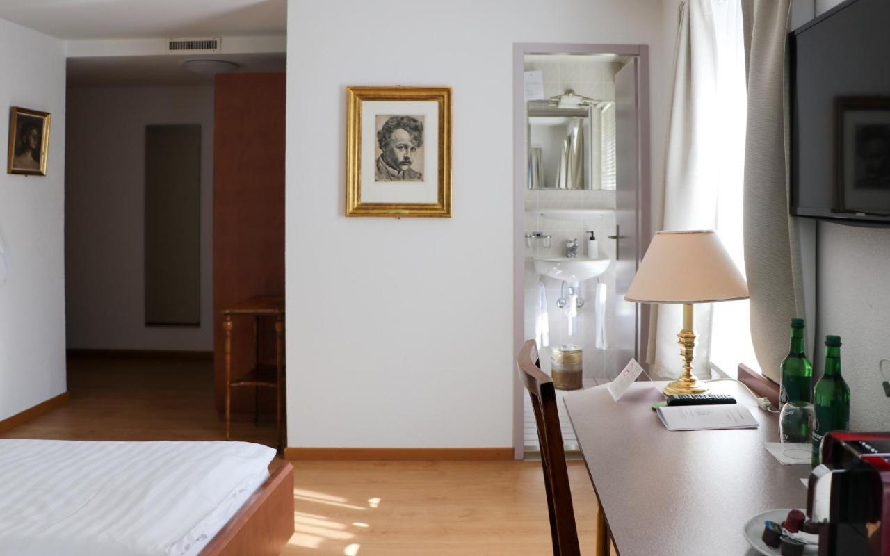 & Restaurant Sternen Koeniz Bei Bern 3* Koniz